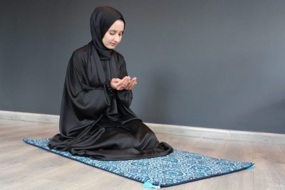 Prayer mats /Musallahs